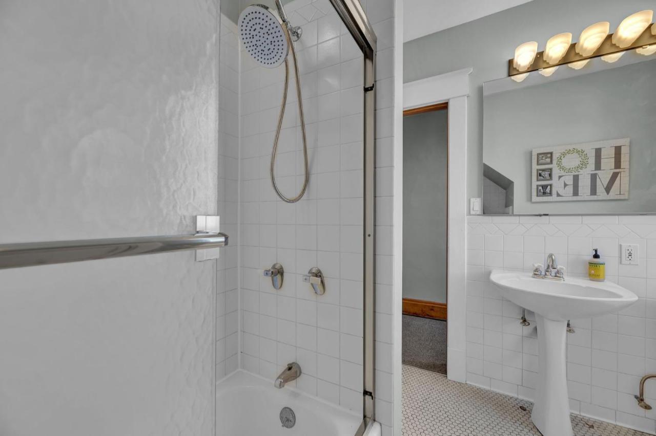 Oakley Square 3Br Charmer - Total Walkability Home سينسيناتي المظهر الخارجي الصورة